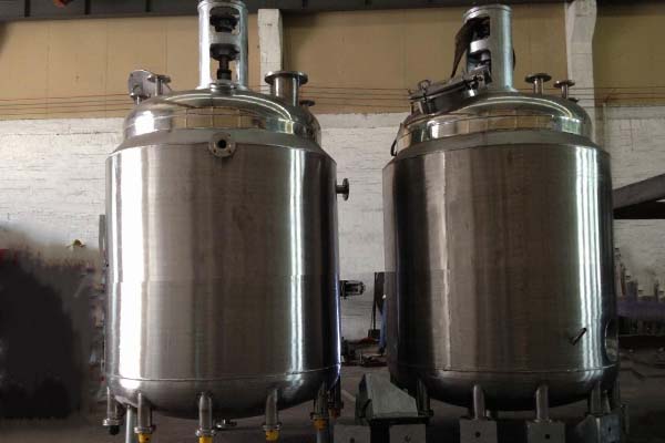 加熱釜過濾器保溫_硅酸鹽棉板_304不銹鋼板.jpg 加熱釜過濾器保溫_硅酸鹽棉板_304不銹鋼板.jpg